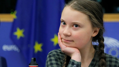Greta Thunberg moda endüstrisini eleştirdi