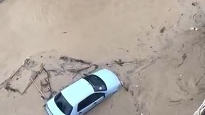 Sinop'u sağanak vurdu, hasar gün ağarınca ortaya çıktı