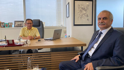 İYİ Partili Ahmet Çelik’ten Sözcü Gazetesi’ne ziyaret