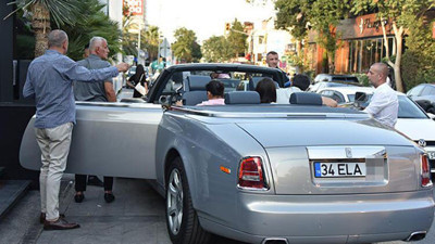 Busenaz Sürmeneli altın madalyayı kaptı soluğu Nusret'te aldı! Yanında dikkat çeken isim...