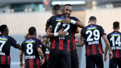 Fatih Karagümrük Gaziantep’i golcüleriyle devirdi