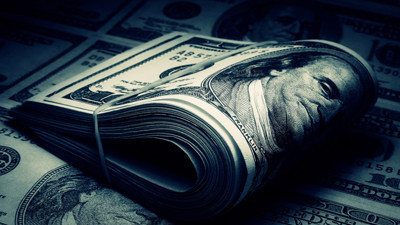 Ünlü ekonomist doların geleceği rakamı açıkladı