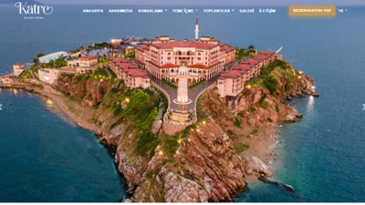 Yassıada'ya inşa edilen 125 odalı otel kapılarını açtı