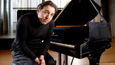 Fazıl Say yine yaptı yapacağını