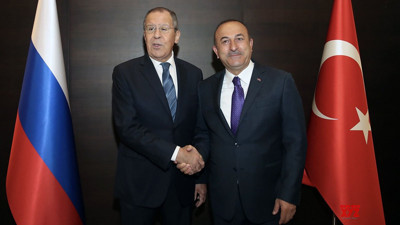 Çavuşoğlu ve Lavrov'dan kritik Afganistan görüşmesi