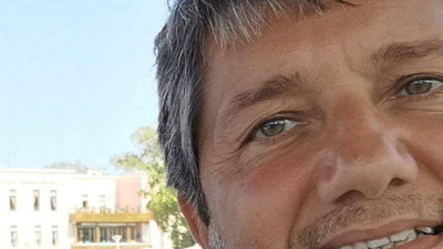 Gazeteci Berna Nuri Süer koronadan vefat etti. Kahreden ölüm. İki küçük çocuk yetim kaldı