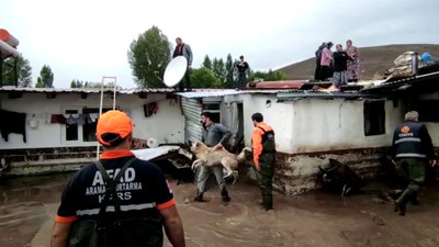 Kars'ın köylerini sel vurdu