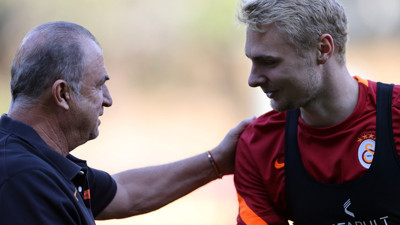 Galatasaray'da Victor Nelsson'un lisansı çıktı
