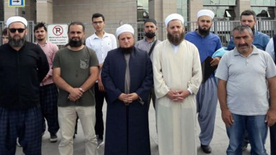 Şikayetçi oldular, hedef gösterdiler! Oğuzhan Uğur ile tarikatçılar arasında bomba gelişme