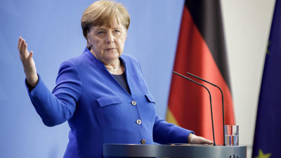 Merkel'den Afganistan'daki tahliyelerle ilgili açıklama