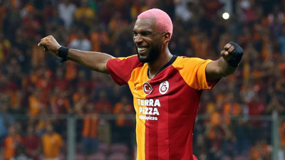 Ryan Babel'den, kafa karıştıran paylaşım