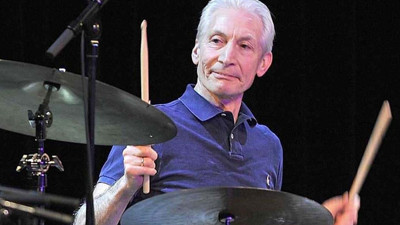 Rolling Stones davulcusu Charlie Watts hayatını kaybetti