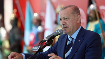 Cumhurbaşkanı Erdoğan Malazgirt Zaferi kutlamalarında konuştu