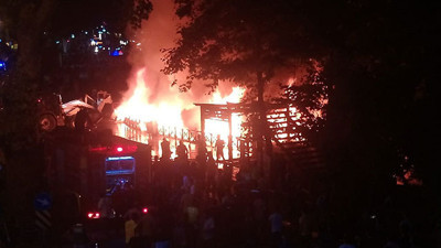 Akçakoca’da kafe ve restoran yandı