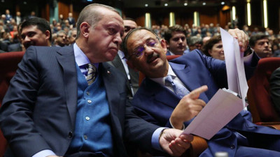 Anket sonuçları AKP'yi harekete geçirdi. Kulisler erken seçim hamlesi olarak yorumladı