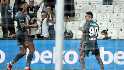 Alex attı Beşiktaş kazandı