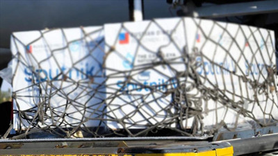 İran'da korona aşılarını taşıyan araçtan 300 doz aşı çalındı