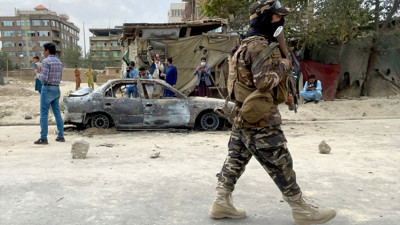 Kabil’deki havalimanı yakınındaki mahalleye 5 roket düştü