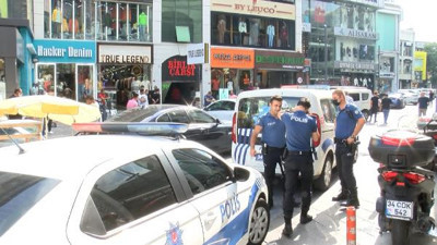 Satırlarla birbirlerine saldırdılar. Ortalık bir anda karıştı