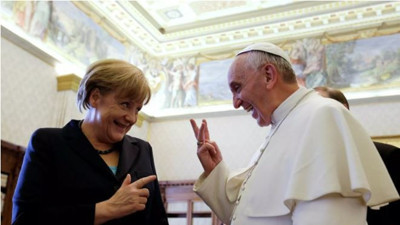 Papa, Merkel ile Putin'i karıştırdı