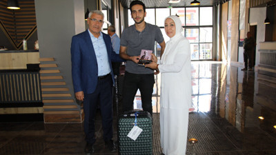 İşte AKP'li Öznur Çalık'ın daha ucuz ayakkabıları