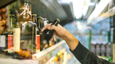 İzmir Valiliği'nden alkol ve sigara satan işletmeler için karar