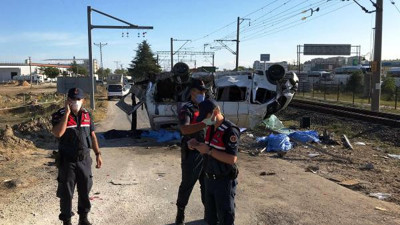 Tekirdağ'da hemzemin geçit faciası