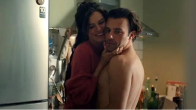 Ünlü oyuncu: Partnerlerim hep hamile kalıyor, Telli Baba gibi hissediyorum