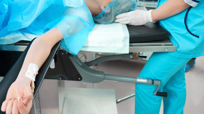 Ameliyathanede narkozlu sandığı kadınlara tecavüz etti