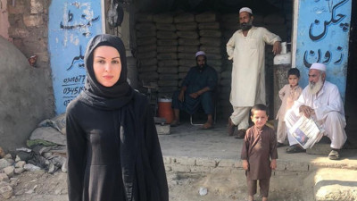 Nagehan Alçı Afganistan’a gitmek için bu kıyafeti giydi