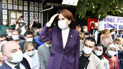 İYİ Parti lideri Akşener, Trabzon'da "Cumhurbaşkanı Meral Akşener" sloganları