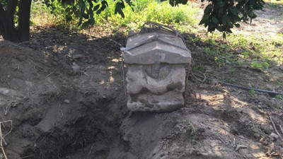 Yurt dışına lahit satmak isteyen 2 kişi tutuklandı