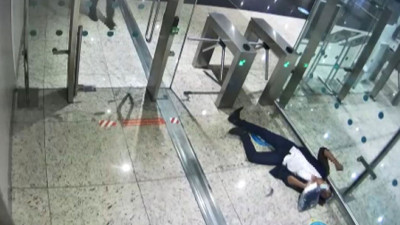 Uyuşturucu kuryesinin İstanbul Havalimanı'ndaki feci sonu