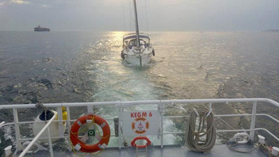 Gürpınar açıklarında arıza yapan tekne kurtarıldı