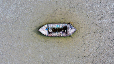 Göçmen kuşların uğrak noktası Karataş Gölü kurudu