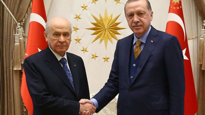 AKP'den MHP'yi küstürmeyecek açılım planı geliyor