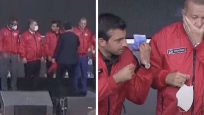 TEKNOFEST'te maske krizi: Damat istedi, Bakan Koca reddetti