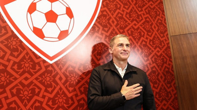 Kuntz'un yardımcıları belli oldu