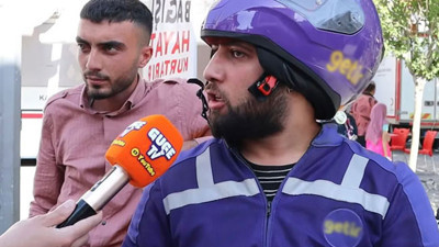 Kurye sokak röportajında isyan etti. 60 yaş üzeri adamlar yüzünden gençlerin hayatı bitiyor