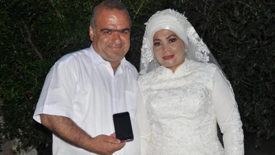 Ahmet şimdi boşanamıyor