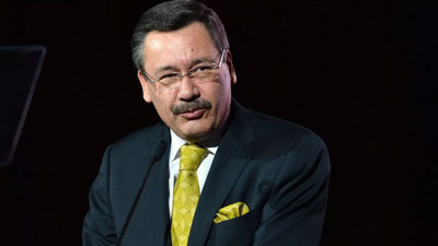 Melih Gökçek'e camide şok. Cemaat Gökçek'in yüzüne zehir zemberek sözler söyleyip camiyi terk etti