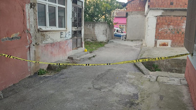 Sokak ortasında saldırıya uğrayan 2 kardeş yaralandı