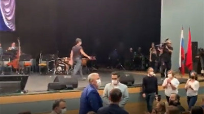 Haluk Levent'in konserine gitmişti! Mansur Yavaş salona girdi, ortalık yıkıldı