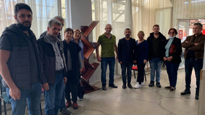 İYİ Partililerden örnek proje: Adım başı kütüphane