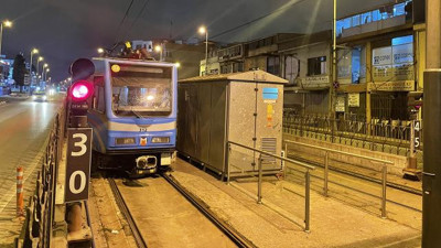 Tramvay hattında arıza: Seferler durdu