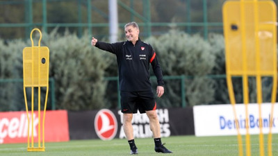 Stefan Kuntz yönetiminde A Milli Futbol Takımı, ilk antrenmanını gerçekleştirdi