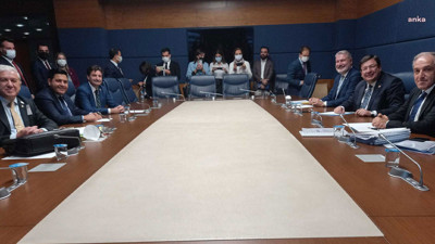 6 parti 'Güçlendirilmiş Parlamenter Sistem' toplantısını Meclis'te yaptı