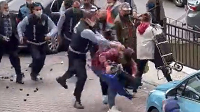 Kağıthane Belediyesi zabıtaları meyve satan genci linç ettiler