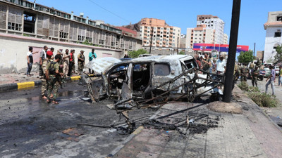 Yemen'de ‘vali konvoyu’na bombalı saldırı: 6 ölü, 7 yaralı