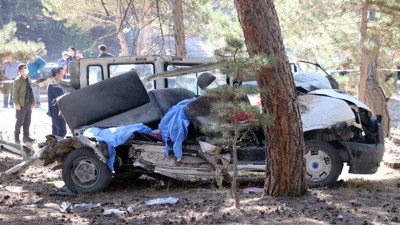 Feci kazayı yaralı öğrencinin köye ulaşmasıyla öğrendiler! 5 çocuk öldü